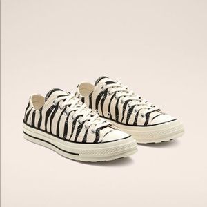 zebra chucks